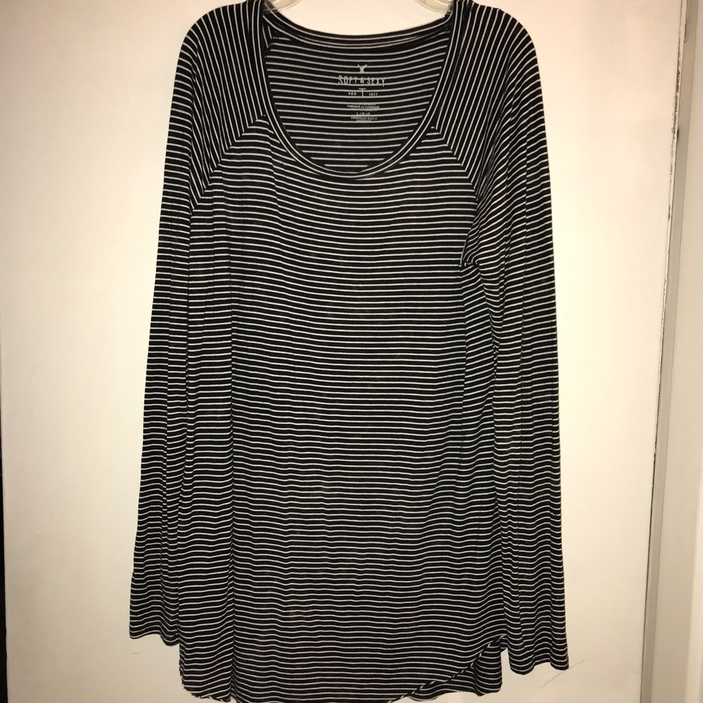 American Eagle Top